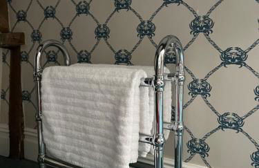 The Pink House - Photo 17