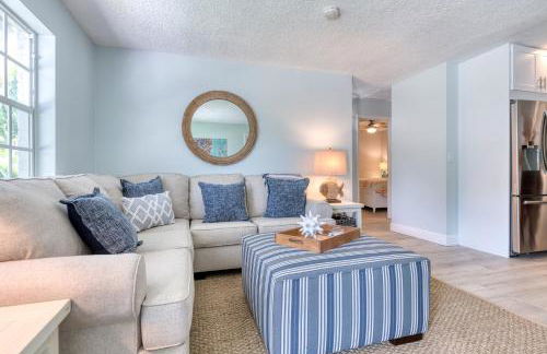 Enchanting Juno Beach Home! Sleeps 8! - Photo 3