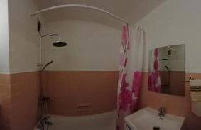 Ensoleillé avec terrasse près de la gare, 60m2 - Foto 7