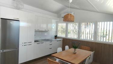 Apartamento Mistral 5, con piscina y parking. - Foto 5