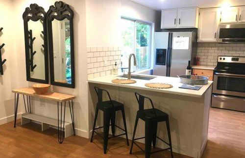 Walkout Garden Bungalow Between Boulder & Denver. - Foto 8