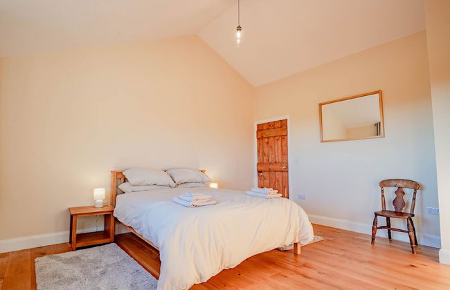 Host Stay Upperley Barn - Photo 18