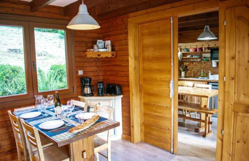 Chalet entier, vue panoramique, ruisseau et sauna. - Foto 4