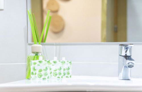 SingularStays Valencia Center - Photo 76