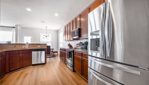 May 25' Reno ~Poker-Pool-Ping Pong-Shuffleboard - Foto 5, storage