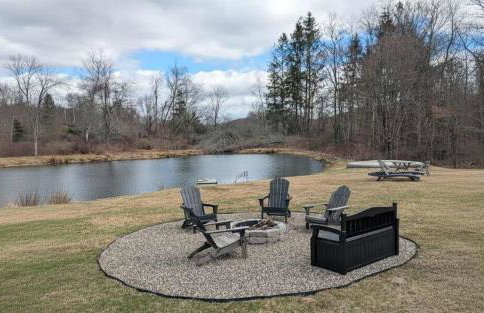 Chic Renovated Chalet with Private Pond - Photo 25