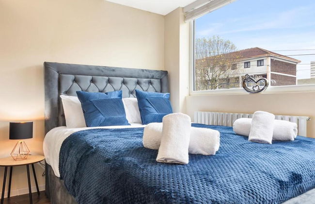 Spacious Sleeps 3 Ensuite Room In Twickenham TW7 - Foto 2