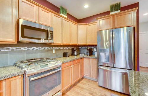Spacious Kent Home Near SeaTac Airport with Patio - Foto 11