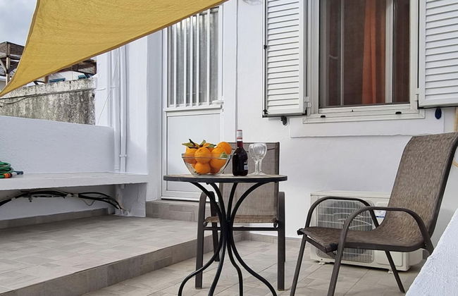 1-bed House Sleeps 4 - Free Parking, Patio, Wifi - Photo 23