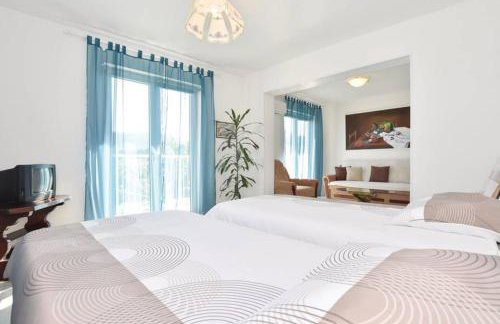 Villa Lana - Photo 41