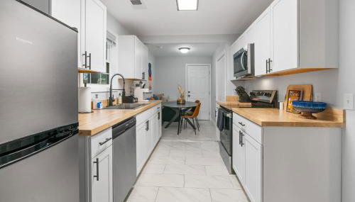 Palmetto Porch - Family Home Near Park Circle - Foto 4