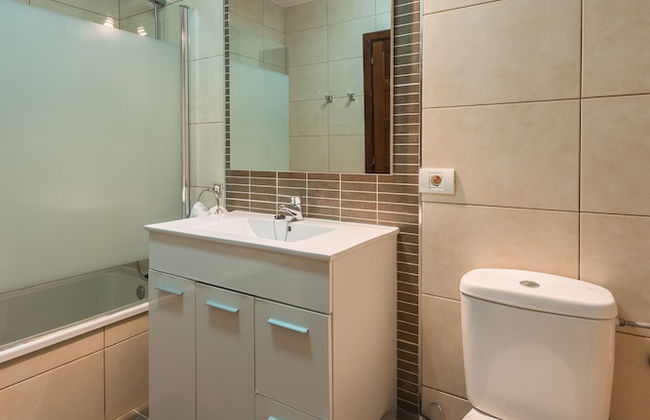 Paloma Beach Apartments - Photo 26