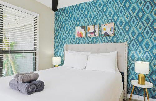 Best of Allen at Fountain Park - 5BD-2BA with Pool - Foto 35