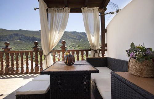 LA POSADA DE LA MUELA - Photo 9