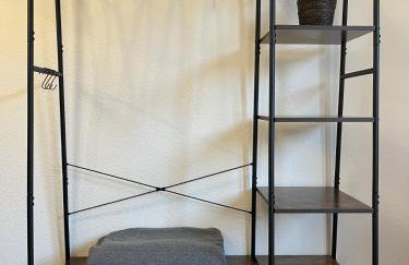 Modernes Apartment mit Balkon, Parkplatz, Waschmaschine für 4-5 Gäste - Foto 8