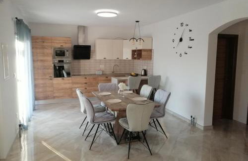 Modern penthouse Ivan with rooftop swimming pool and jacuzzi - Foto 19