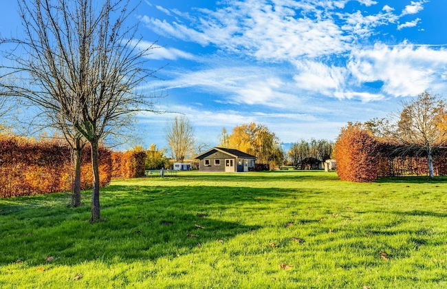 Charming Vacation Home With Terrace - Photo 32