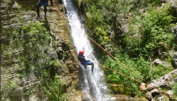 Rápel en las cascadas