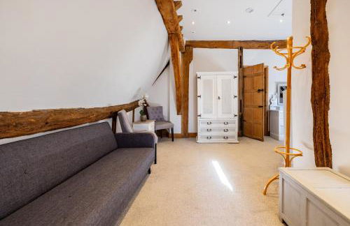 Period Luxury Converted Barn Windsor/Maidenhead - Perfect for family groups - Foto 117