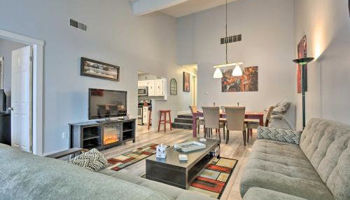 Near Mt Airy Casino: Mount Pocono Condo w/ Balcony - Foto 1