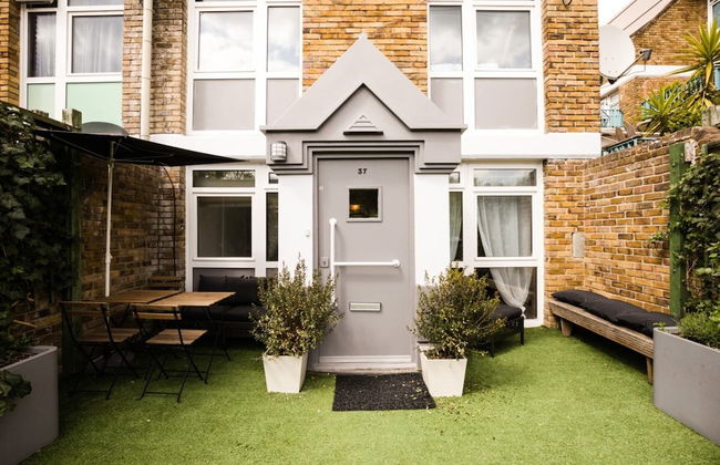 Homely 4 Bedroom House in Brixton - Foto 41