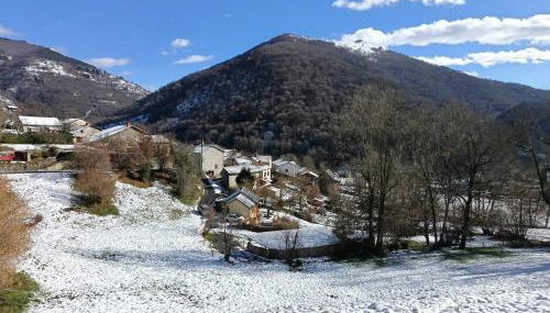 Maison avec vue, grand terrain clos, bain nordique privé toute l'année, animaux acceptés - Foto 2