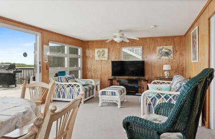 Bay Front 2Nd Floor Duplex Boasts Amazing Bay Views From Both Porch And Deck Located In Ship Bottom 14016 - Photo 12