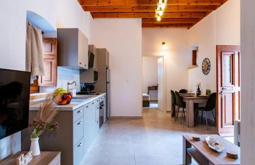 Paradisi Stone House - Photo 5