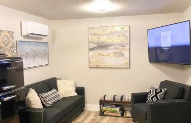 Glitter and Grit! The Wild West 40 Homestead - Foto 1