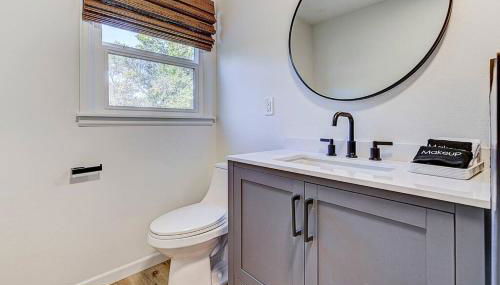 Large Pet-Friendly Sleeps 10 Near Palmer Park - Foto 4