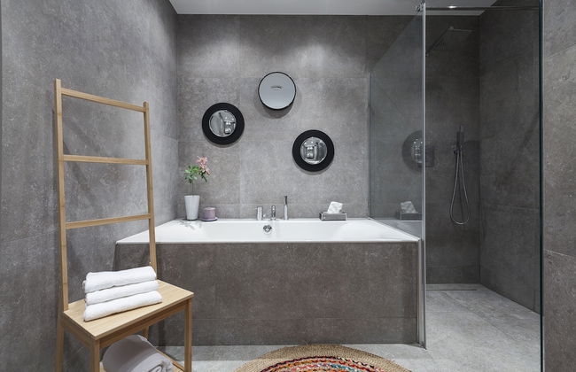 Unit 5 - Trendy Smart Home Triplex Private Garden & Parking - Foto 28