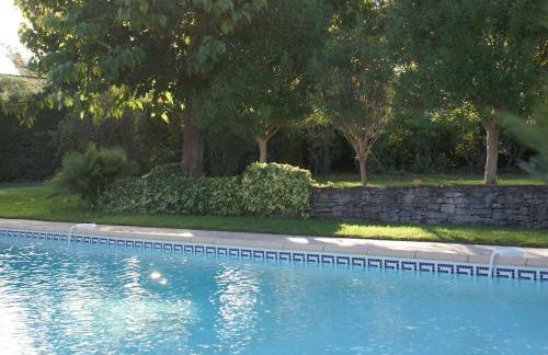 Villa Les Folies - magnifique jardin avec piscine - Foto 27