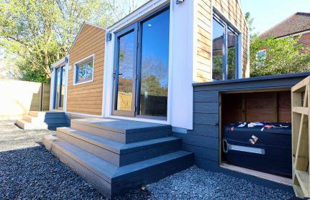 The Gatwick Cabin With Airport Parking Available - Foto 20