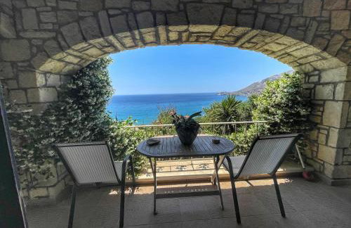 Elouthia Residence with Sea View and Hot Tub - Foto 3