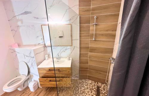 Cocon tout équipé avec jardin au centre-ville - Foto 11