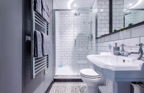 2 King Size Beds in Manhattan styled Oversize Apartment - Foto 35