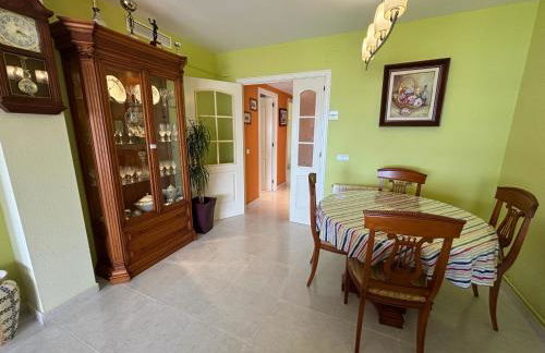 Penthouse w/ sea view, pool & beach - Foto 19