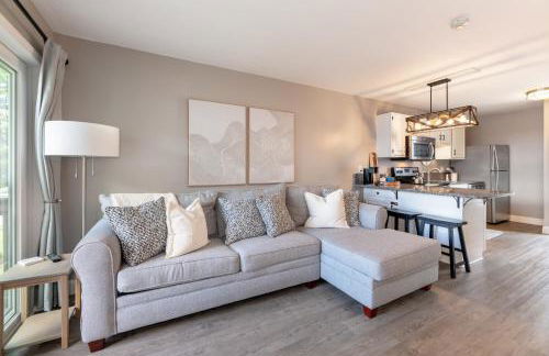 Lake Winni Condo - Beach, Concerts and Views for miles - Foto 8