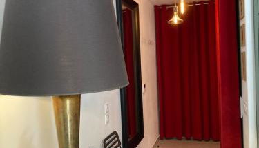 Proche Vieux-Port Mucem et plages T2 avec terrasse - Foto 3