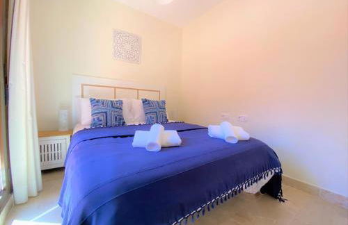 Sea View Penthouse Apartment with Hot Tub - Casa Bella Vista, Buenas Noches , Estepona - Photo 22