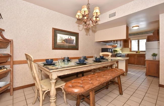 Seven Springs 4 BR Deluxe Townhouse, Sleeps 11! by RedAwning - Foto 20