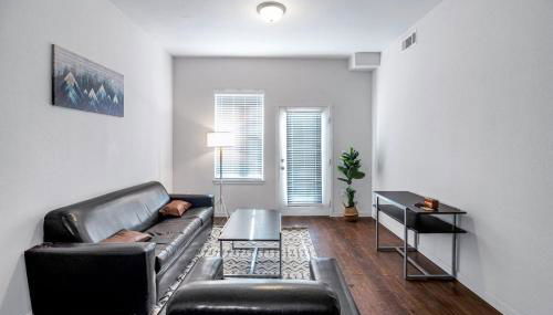 Private 2Bdrm Apartment Convenient to All - Foto 5