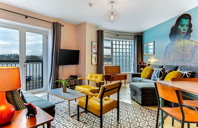 Riverside Apartment - Foto 17