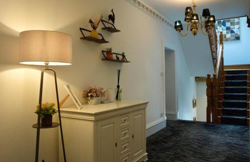 6BR House with Butler, Sauna & Hot Tub in Glasgow - Foto 33