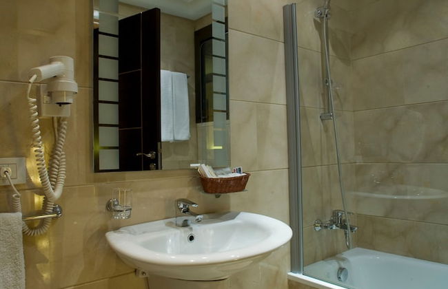 Lahoya Beirut - Photo 27