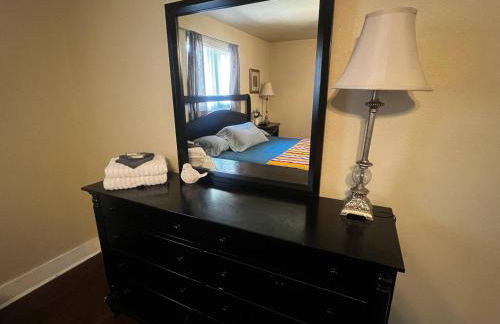 King Suite in shared home 9 Min to Convention Center - Foto 9