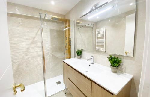 Miramar Luxurious apartment, 3 double rooms for 6 guests, free parking, terrace, new - Foto 52