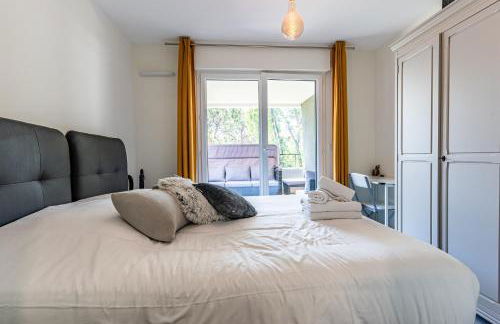 Appartement climatisé les pieds dans l'eau pour 6 personnes avec 1 suite parentale, 1 chambre double et 1 mini chambre Piscine sur le toit clim garage - Foto 35