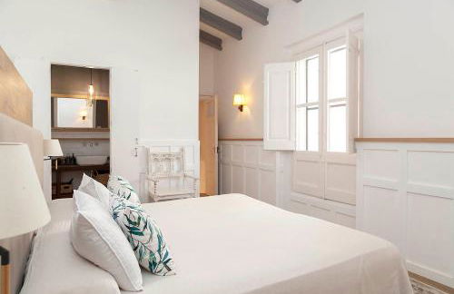 A historic XVI century beach home near Barcelona - Photo 43