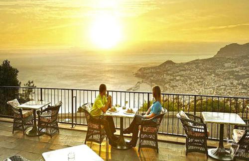 Designed Villa Palheiro Village by Holiday Rental Madeira - Foto 53